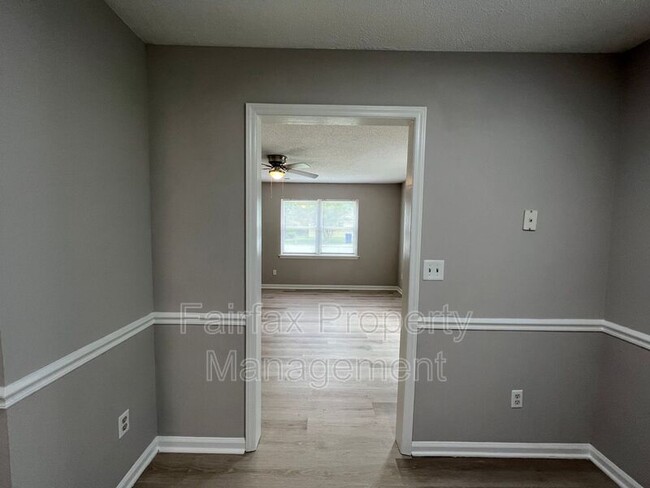 Building Photo - 1117 Pecan Pl