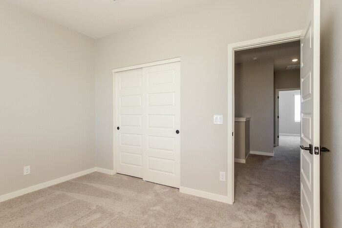 Building Photo - 11509 W Cumberland Dr