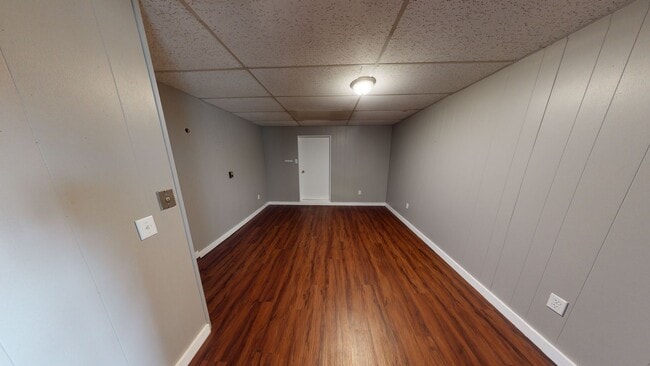 Building Photo - Charming 3-Bedroom, 2-Bath Single-Family H...