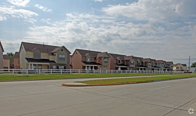 Building Photo - Sheldon Ranch