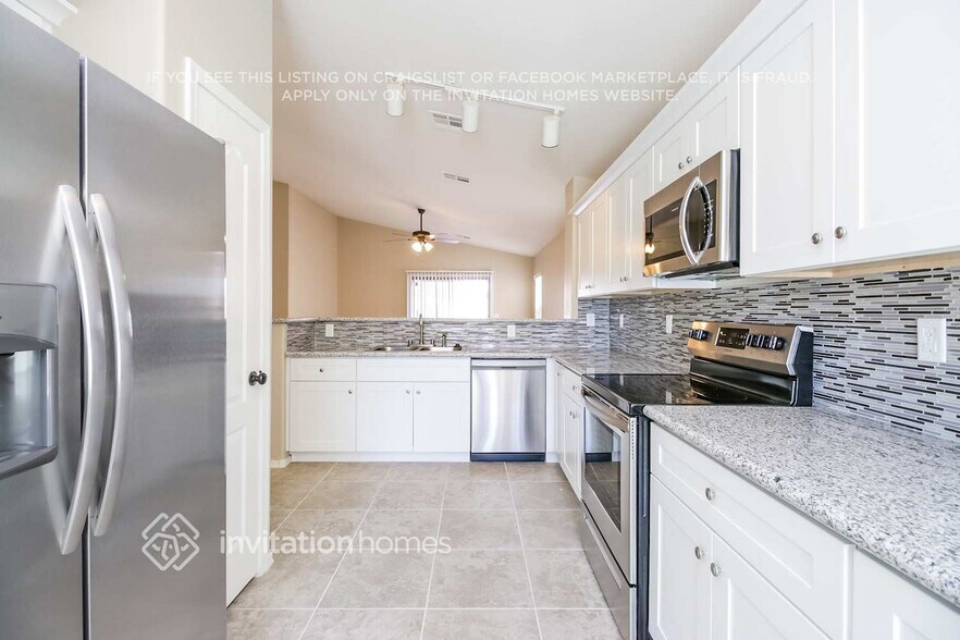 Building Photo - 3230 W Allens Peak Dr