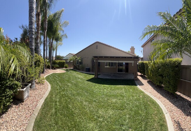 Building Photo - 43142 Caminata Dr