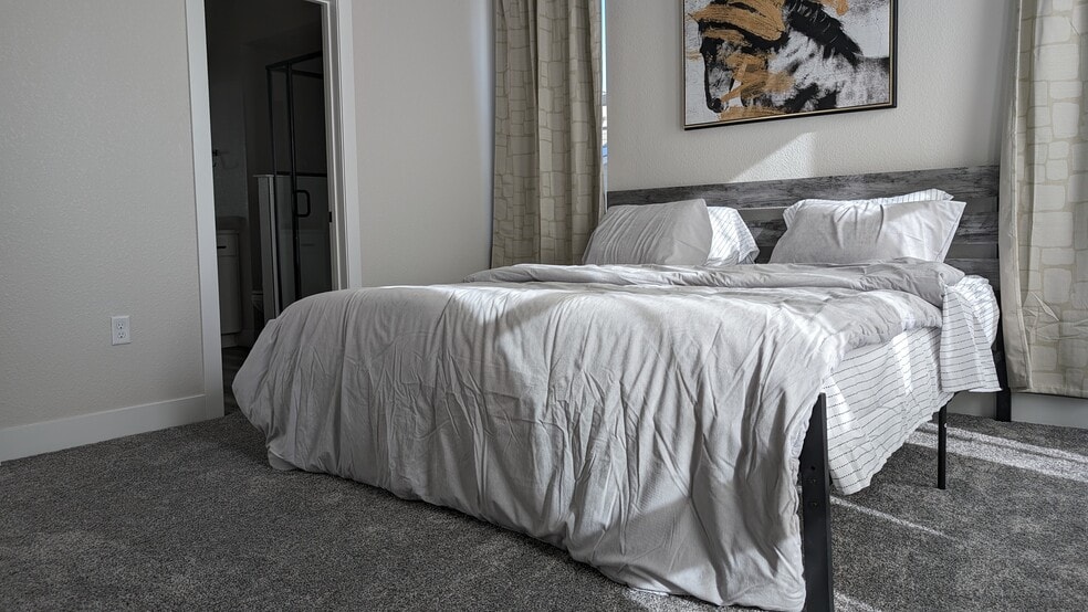 Building Photo - 11206 W 53rd Ln