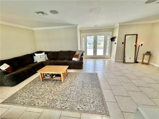 Building Photo - 169 Baltusrol Dr