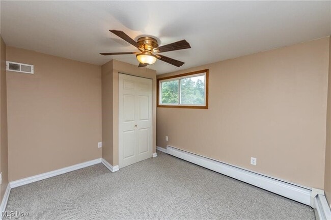 Building Photo - 9423 Highland Dr