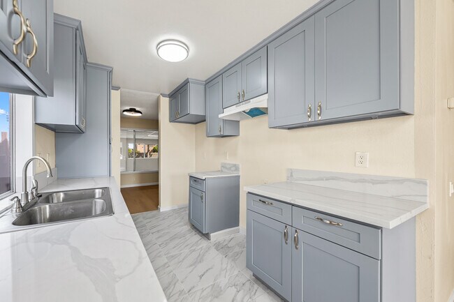 Building Photo - 3482 Alonquin Way