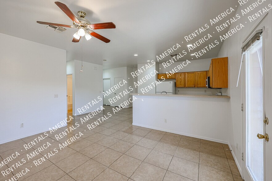Building Photo - 6837 N 81st Dr