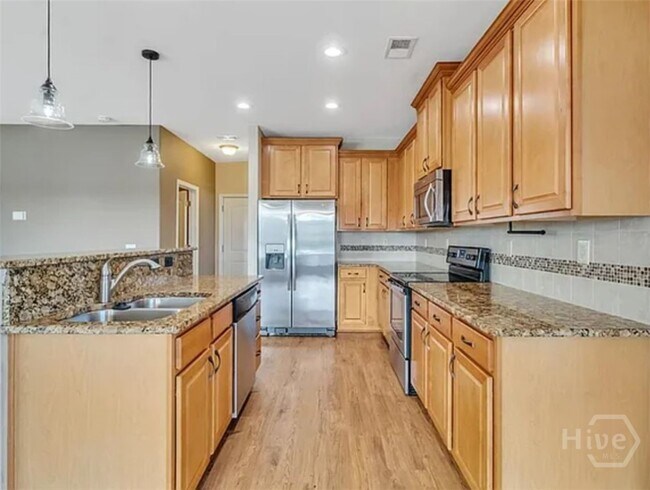 Building Photo - 173 Brickhill Cir