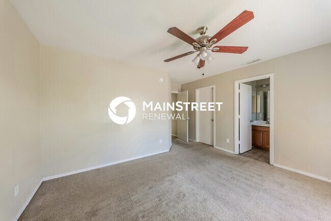 Building Photo - 3 Bedroom Pet-Friendly Home in Phoenix, AZ with Main Street Renewal