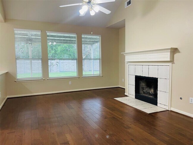 Building Photo - 14118 Millglen Ct