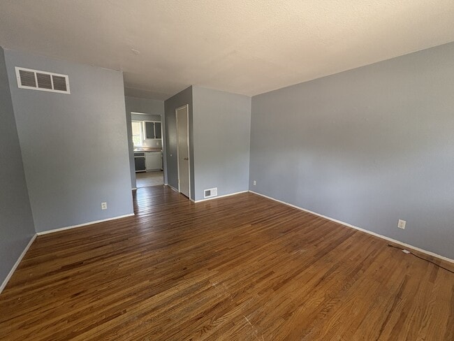 Building Photo - 3617 Parsifal St NE