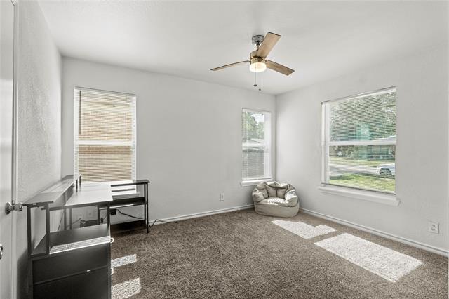 Building Photo - 2315 Housley Dr