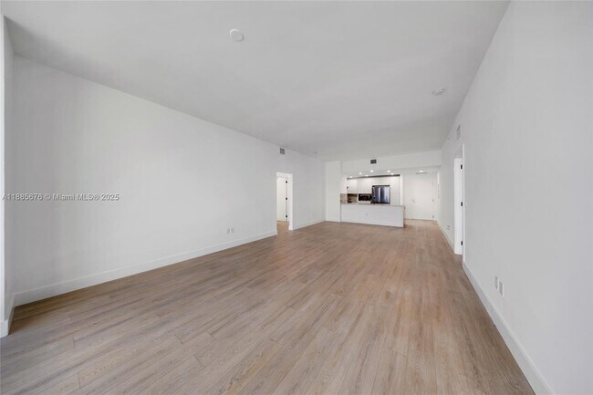 Building Photo - 7901 Hispanola Ave