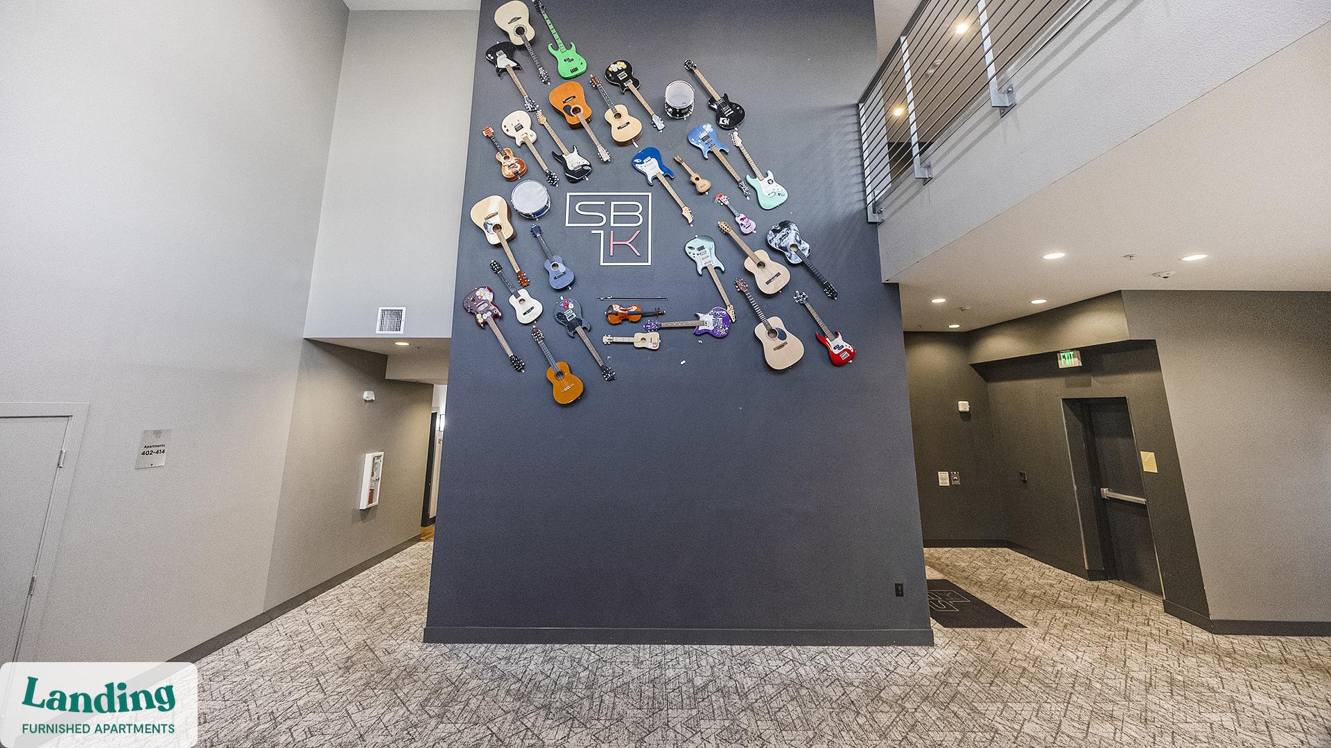 Building Photo - 1000 S Broadway