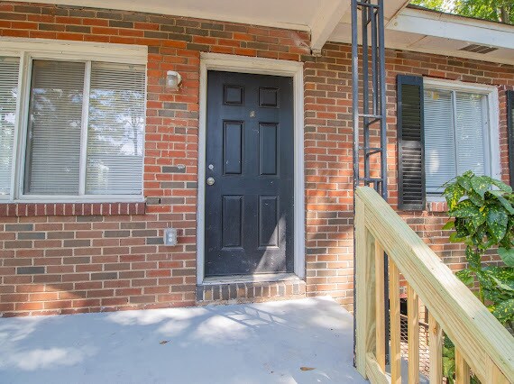 Building Photo - 1413 67th St Ens