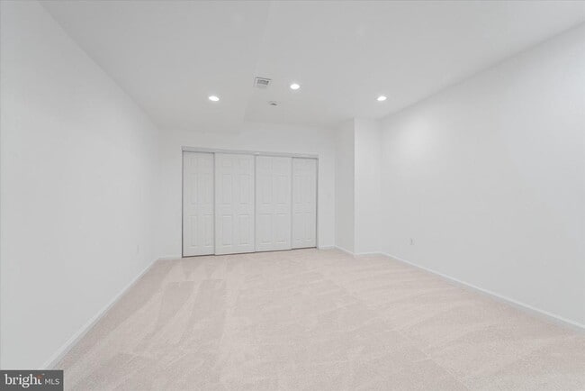 Building Photo - 8901 Hargrove Ct