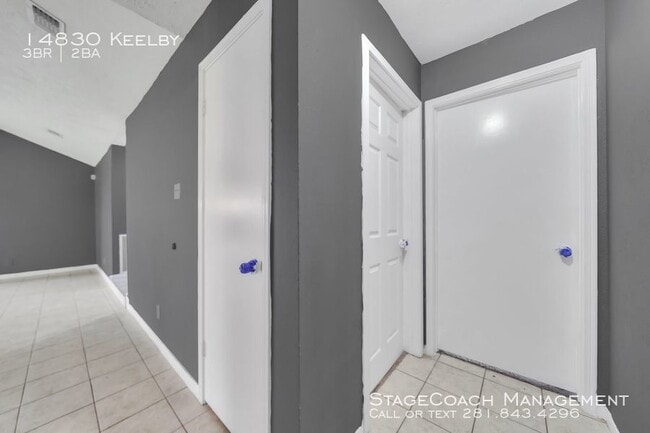 Building Photo - 14830 Keelby-