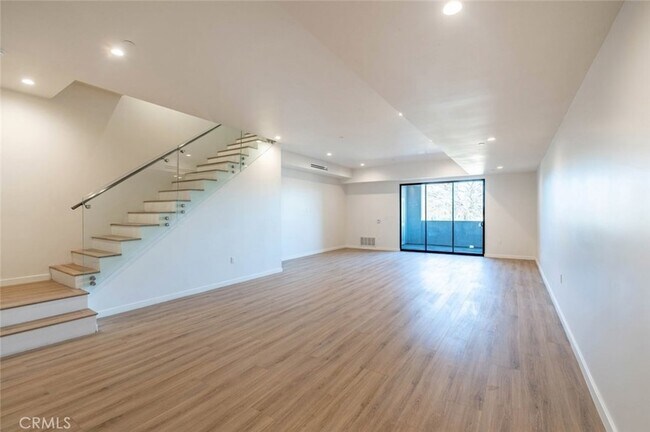 Building Photo - 7341 Valmont St