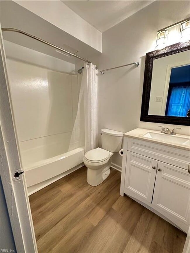 Building Photo - 2 Bedroom 2 Bath Condo