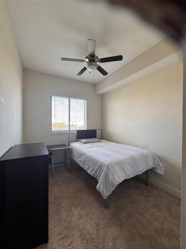 Building Photo - 135 NW 20th St