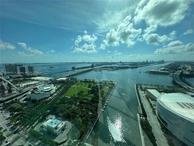 Building Photo - 888 Biscayne Blvd