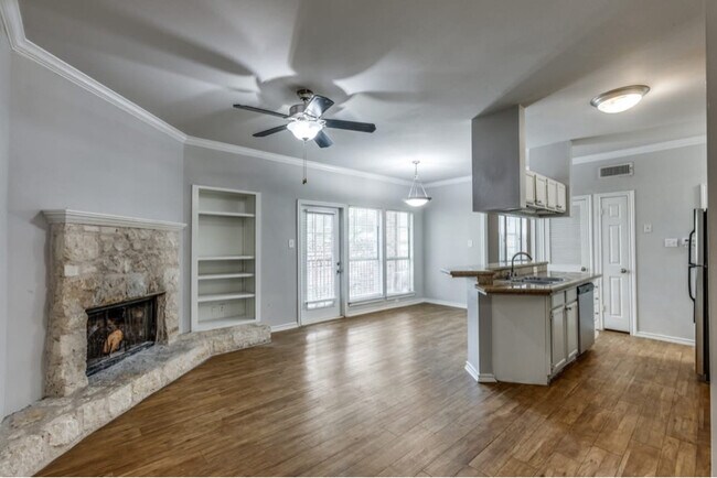 Building Photo - 6804 N Capital of Texas Hwy