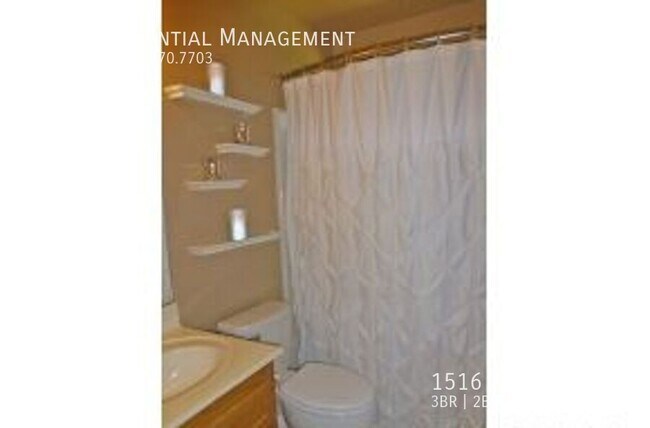 Building Photo - 1516 Zinfandel Dr