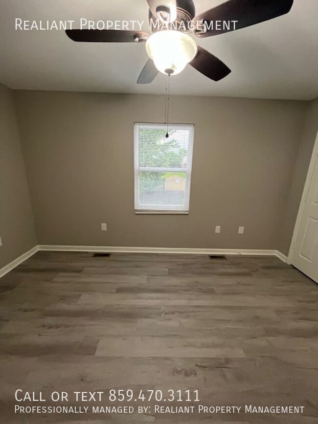 Building Photo - 210 Coburn Dr