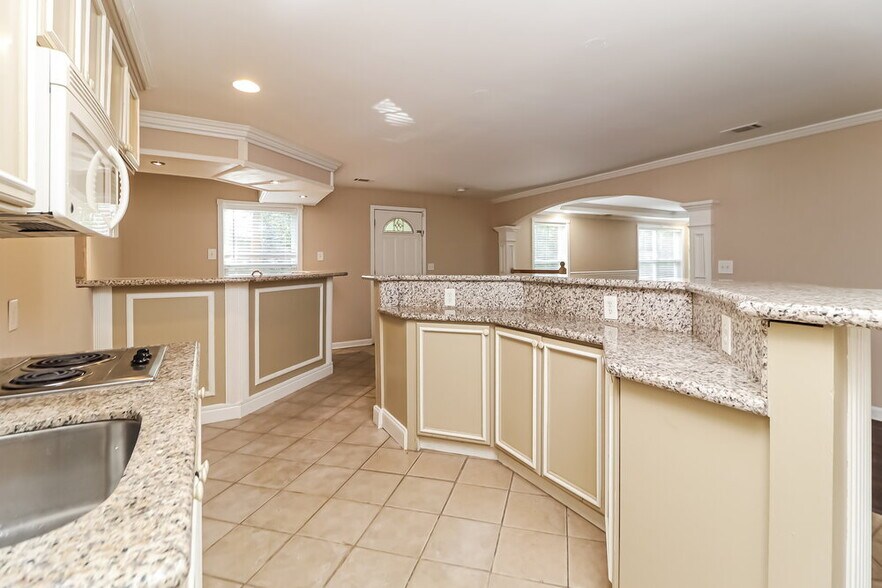 Building Photo - 1857 Preserve Creek Way