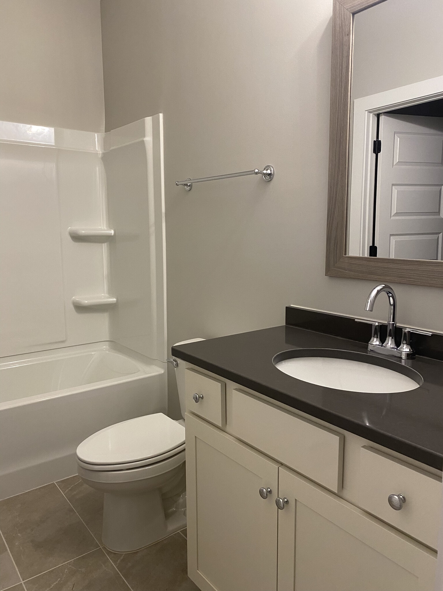 Building Photo - 1026 Windsor Dr