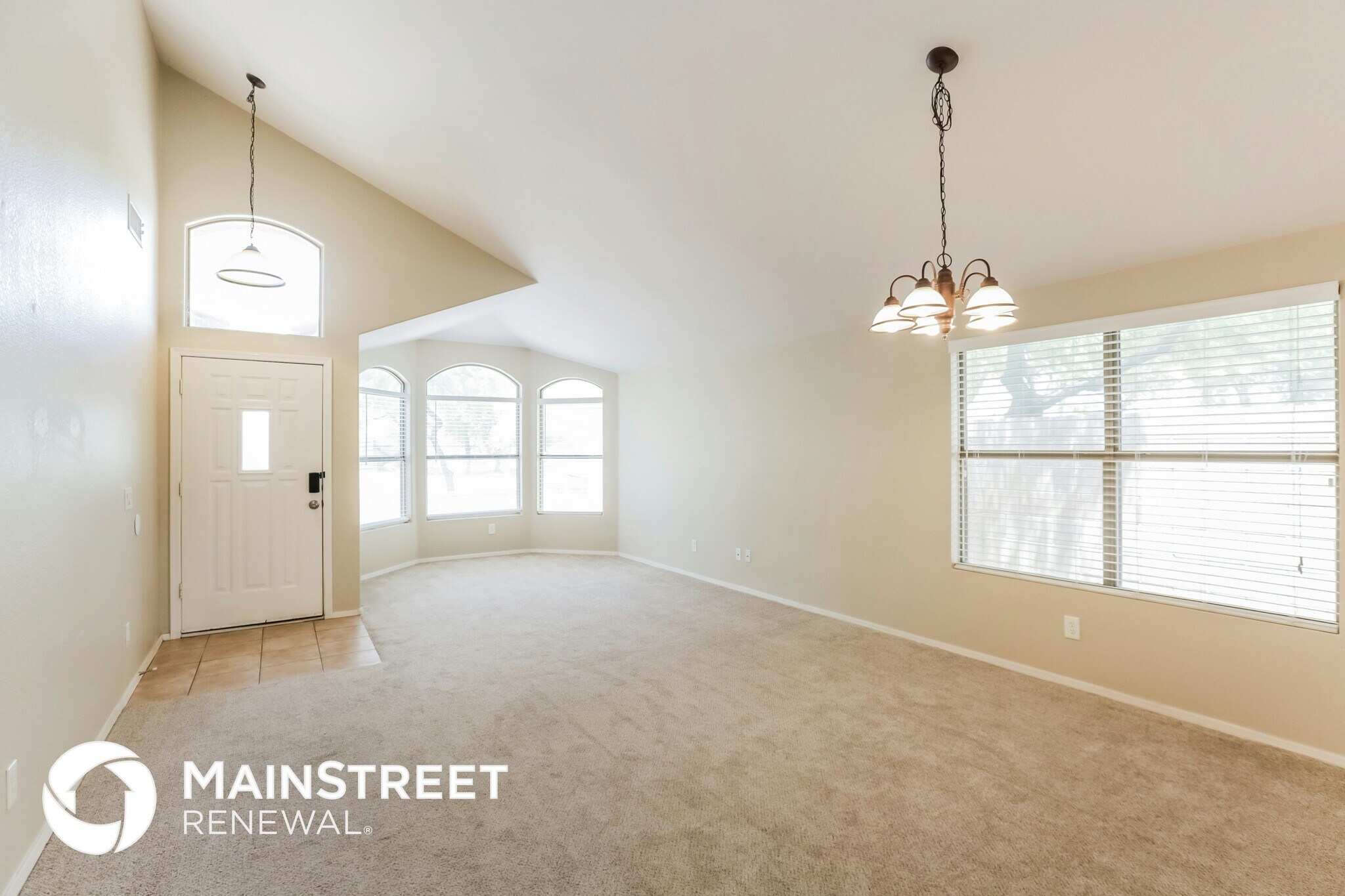 Building Photo - 15341 W Lea Ln