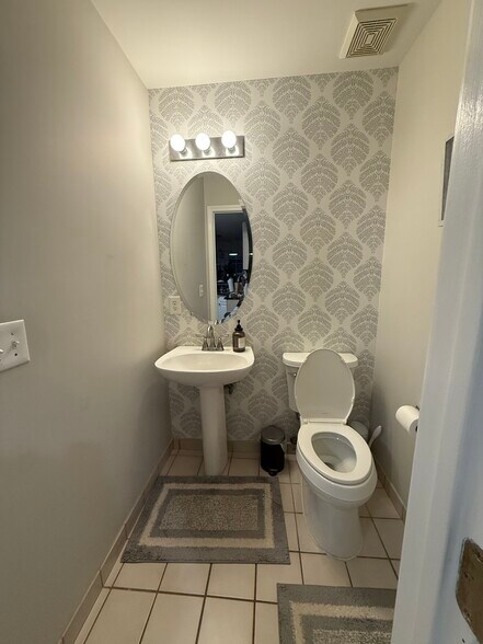 Half bath on level 1 - 3804 Scenic Ct