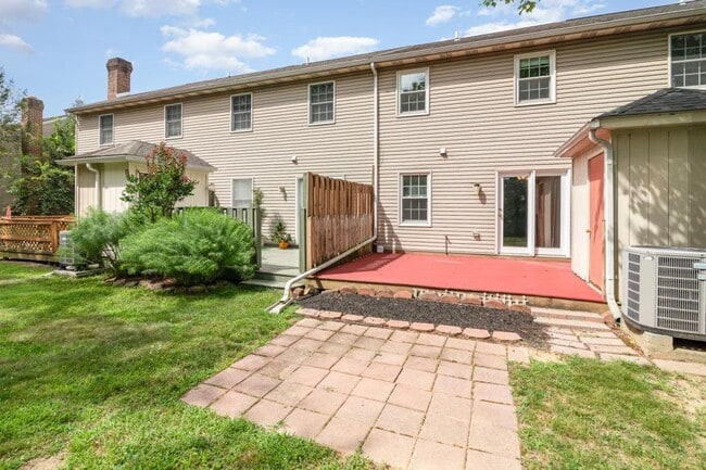 Building Photo - 614 Park Ridge Dr