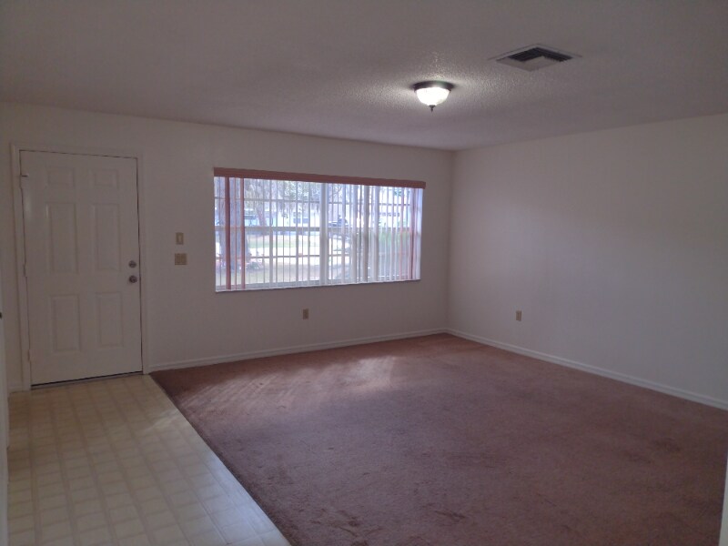 Building Photo - 7429 Mead Dr