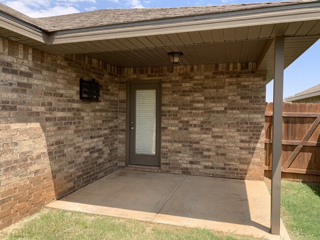 Building Photo - Beautiful Home in Frenship School District!!