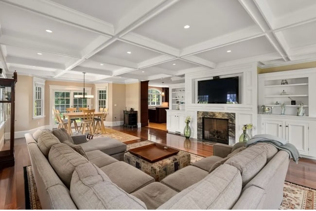 Building Photo - Entire house!!!! Luxury!!! Available Feb 1