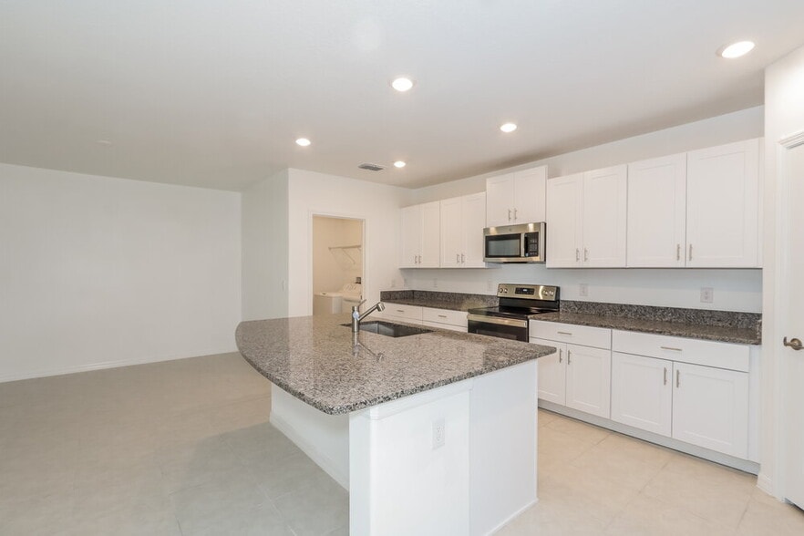 Building Photo - 17903 Blissful Stars Dr