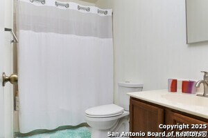 Building Photo - 6406 Regency Ln