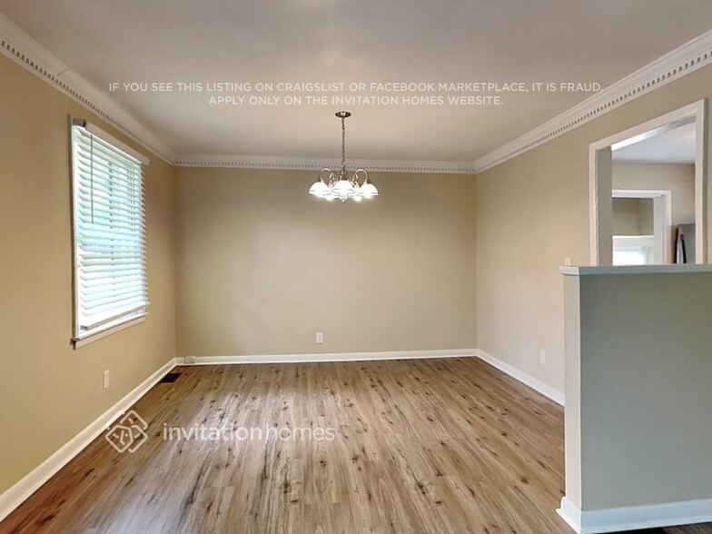 Building Photo - 2817 Dunmore Dr