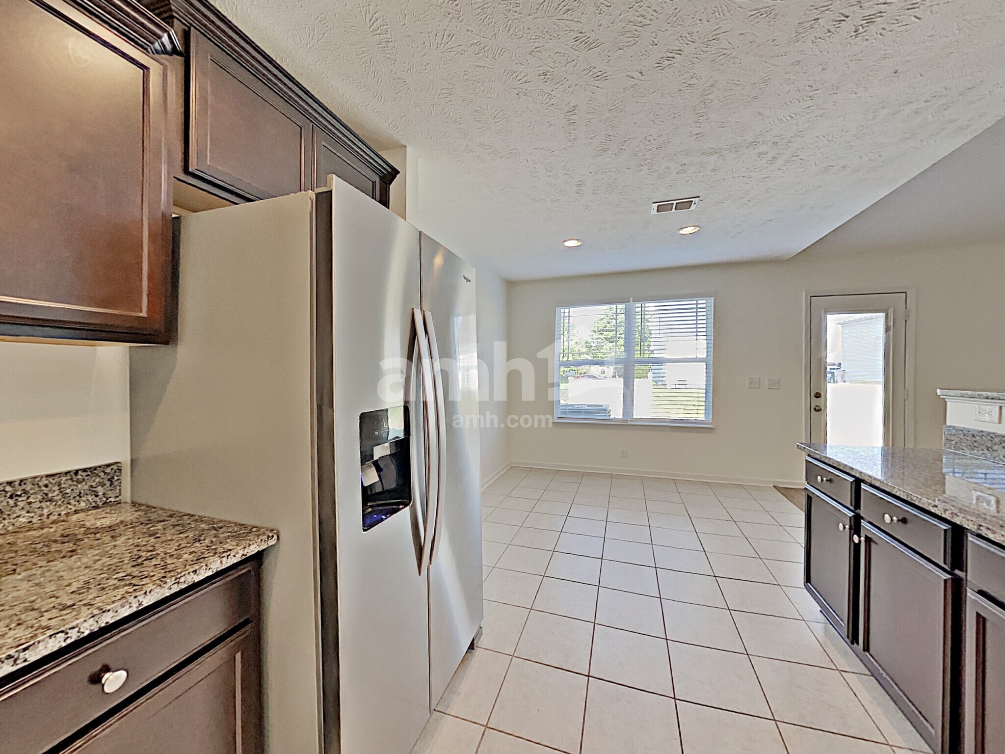 Building Photo - 1617 Ursuline Ln