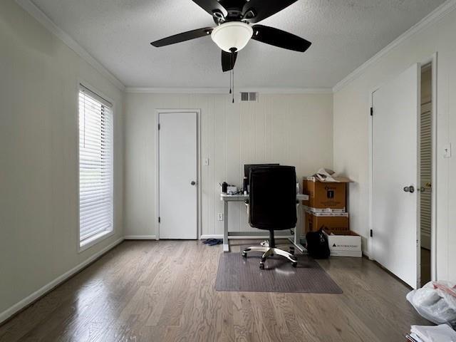 Building Photo - 698 Serramonte Dr