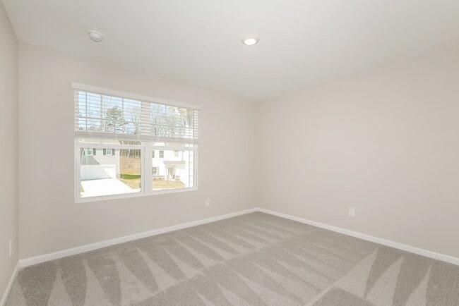 Building Photo - 613 Knightsbridge Ln