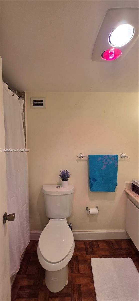 Building Photo - 1650 NE 115th St