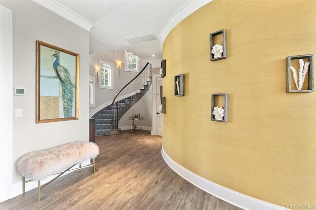 Building Photo - 61A S Bay Ave