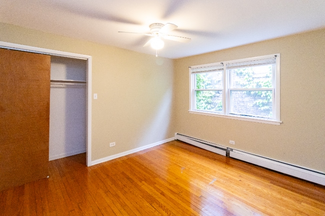 Building Photo - 8810 S Cottage Grove Ave