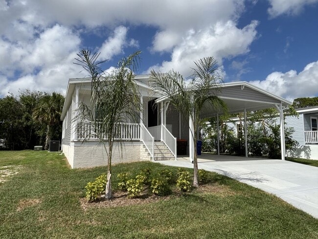 Building Photo - 589 Johnathans Cay