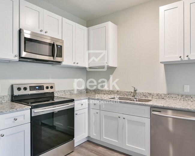Building Photo - $1599! 3Bed/2.5Bath Fort Worth Duplex! Free application through 8/10! See information in descript...
