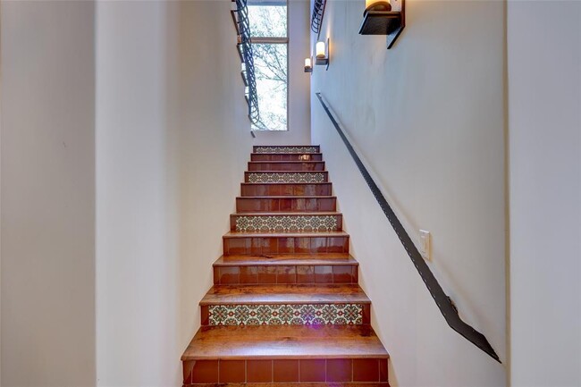 Building Photo - 418 Cattle Trail Dr