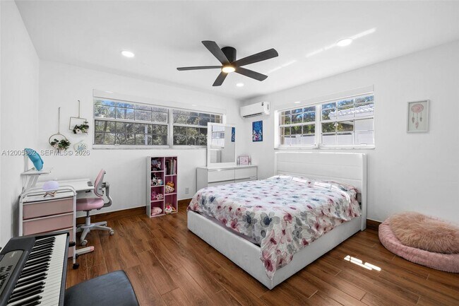 Building Photo - 3460 N 46th Ave