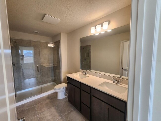 Building Photo - 16258 Merry Aly